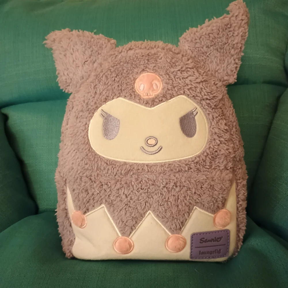 ๐ Host Pick๐ ๐ LOUNGEFLY KUROMI Mini Backpack - Picture 1 of 7